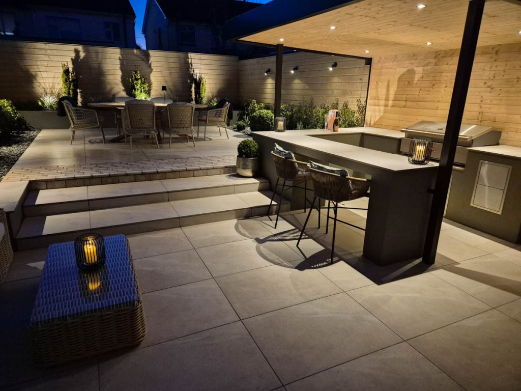 Luxury Outdoor Kitchen